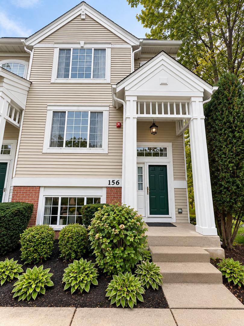 156 Lucerne Ct., Wheeling, IL 60090