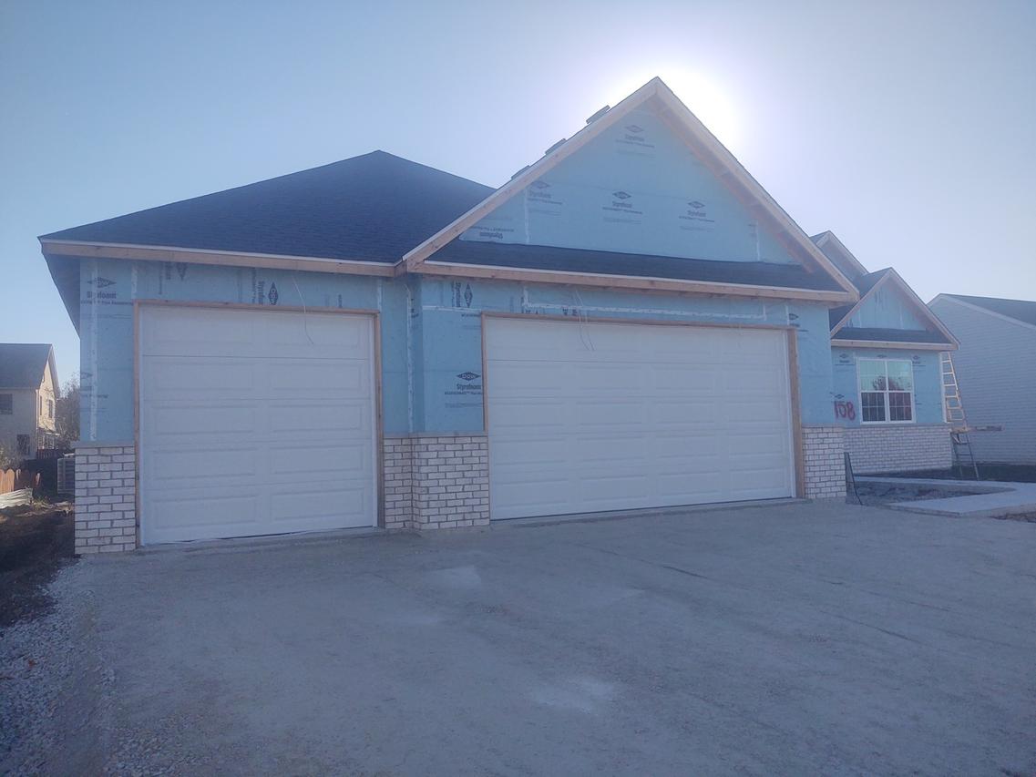 908 Bainbridge Ct., Sandwich, IL 60548