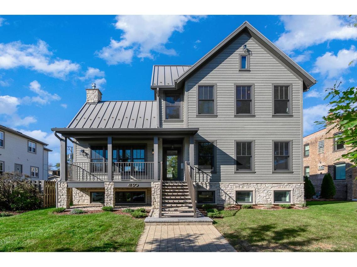 4130 N Kenneth Ave., Chicago, IL 60641