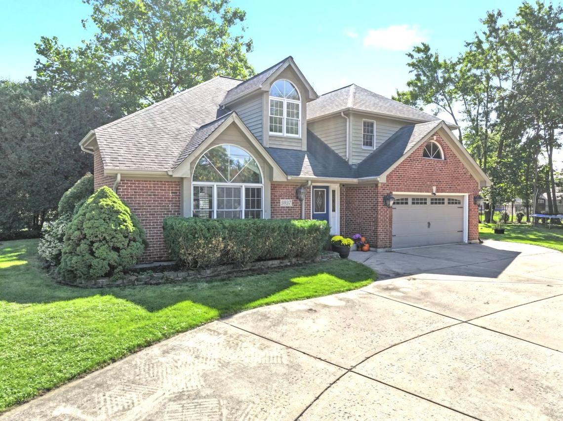 5937 Boundary Rd., Downers Grove, IL 60516