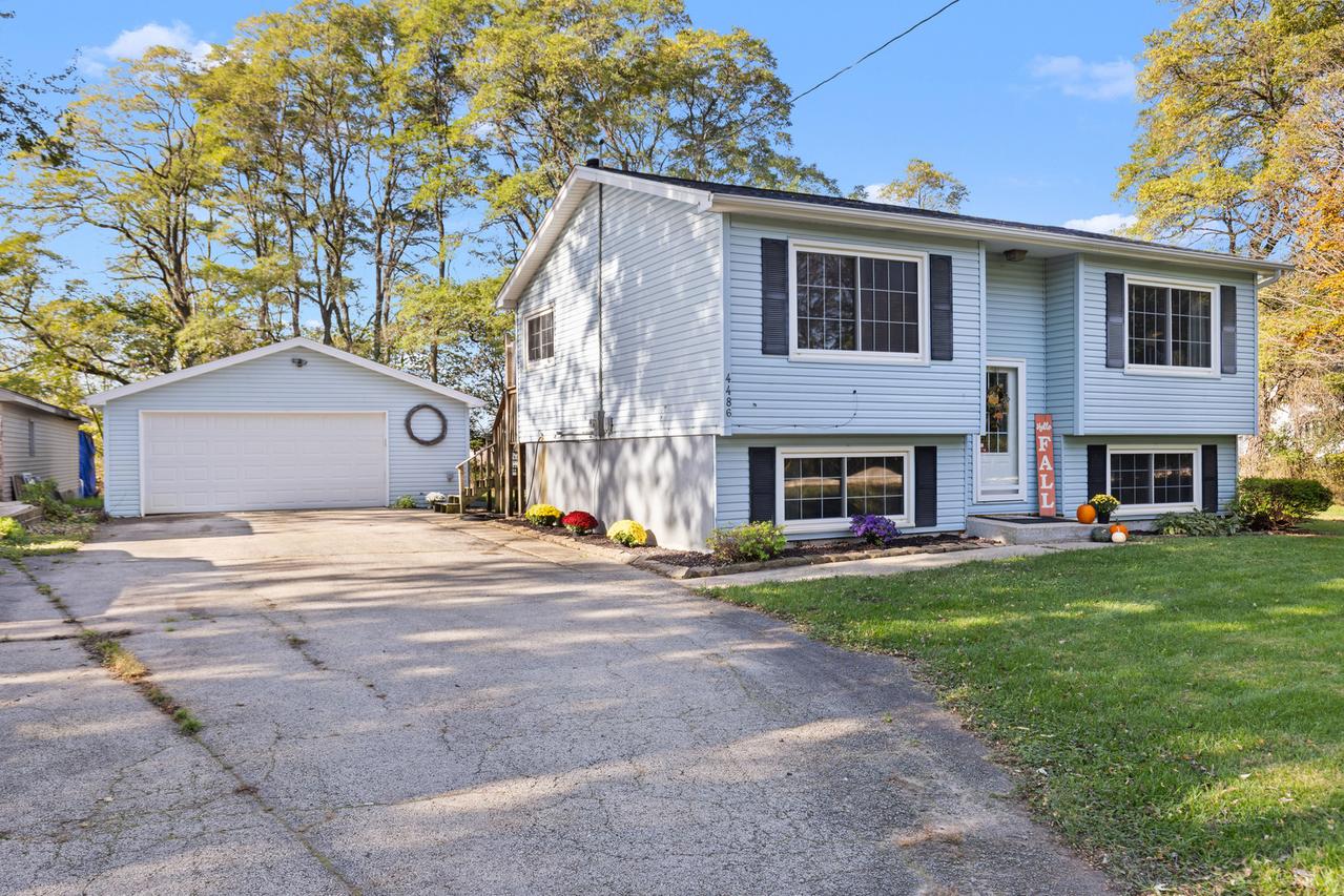 4486 S Bend Rd., Rockford, IL 61109