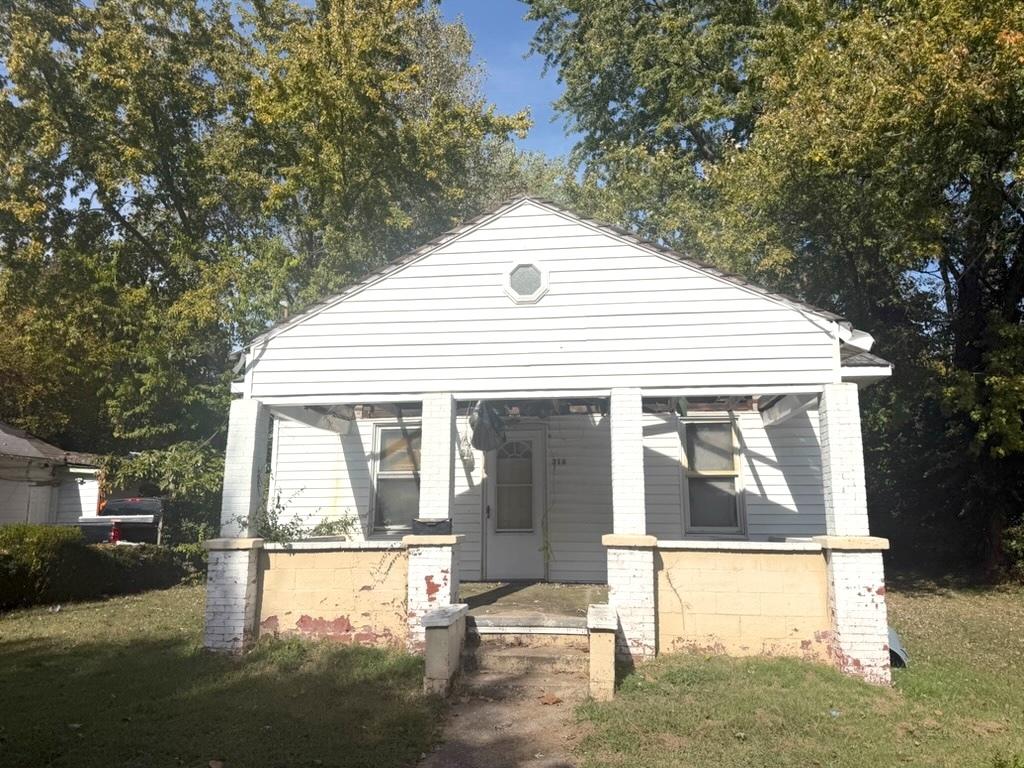 316 E Birch St., Carbondale, IL 62901