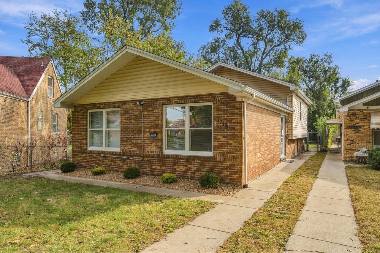 7719 S Merrill Ave., Chicago, IL 60649