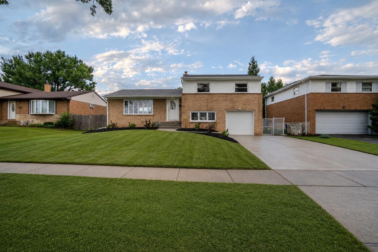 291 Division St., Melrose Park, IL 60160