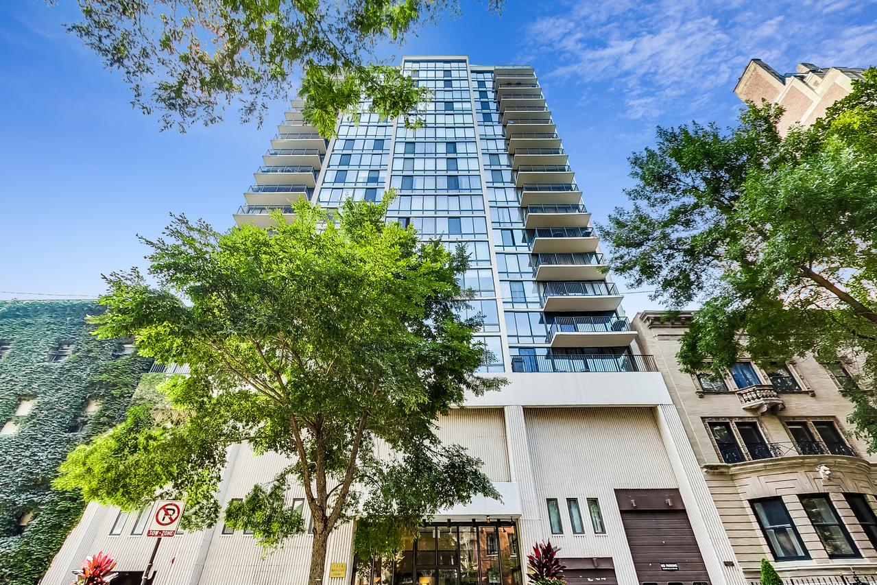 1516 N State Pkwy. #12C, Chicago, IL 60610
