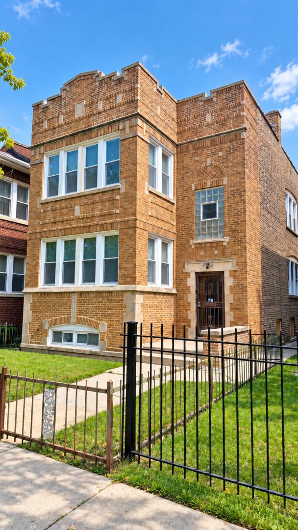 7943 S Evans Ave., Chicago, IL 60619