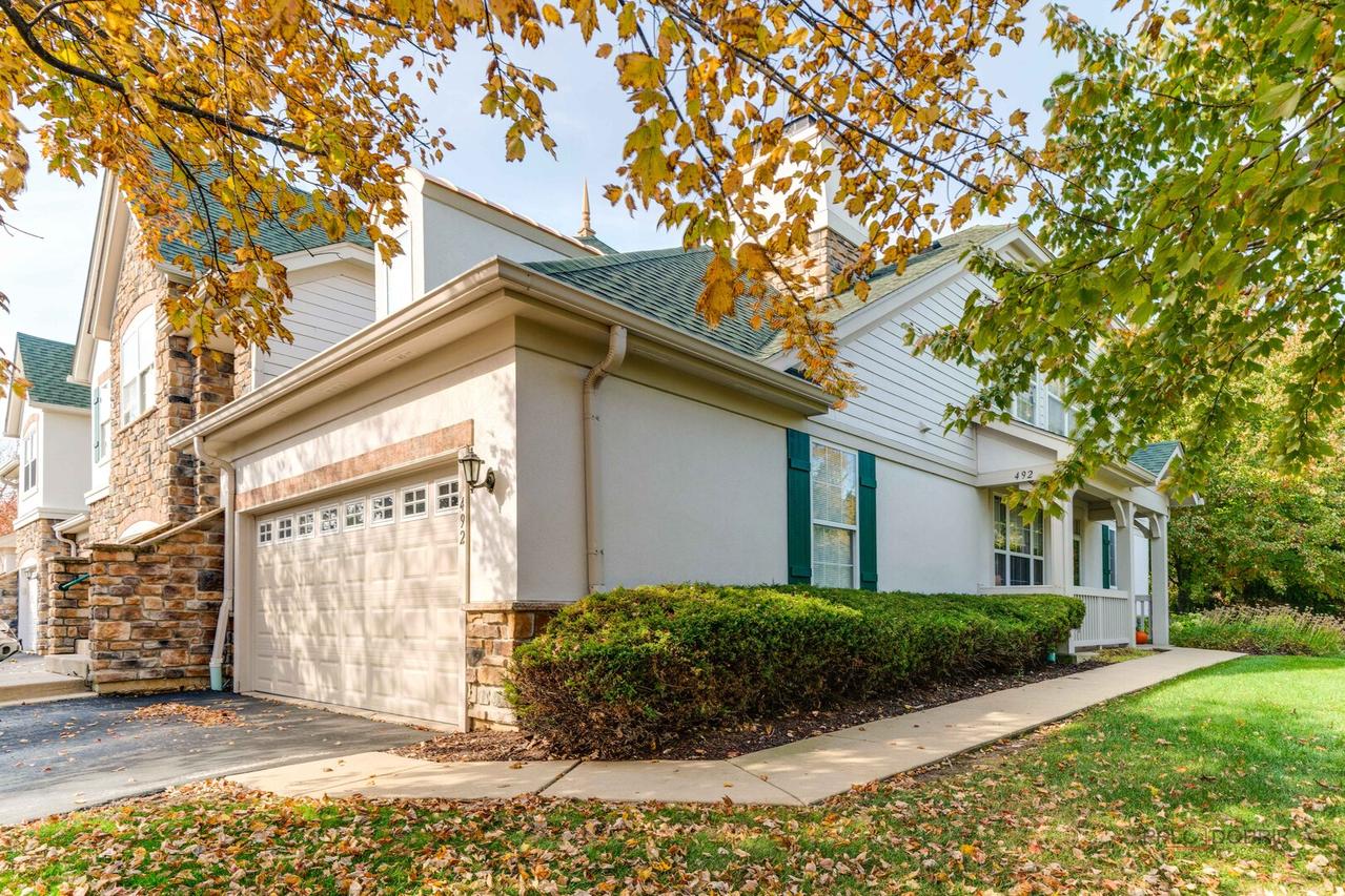 492 Bay Tree Cir., Vernon Hills, IL 60061