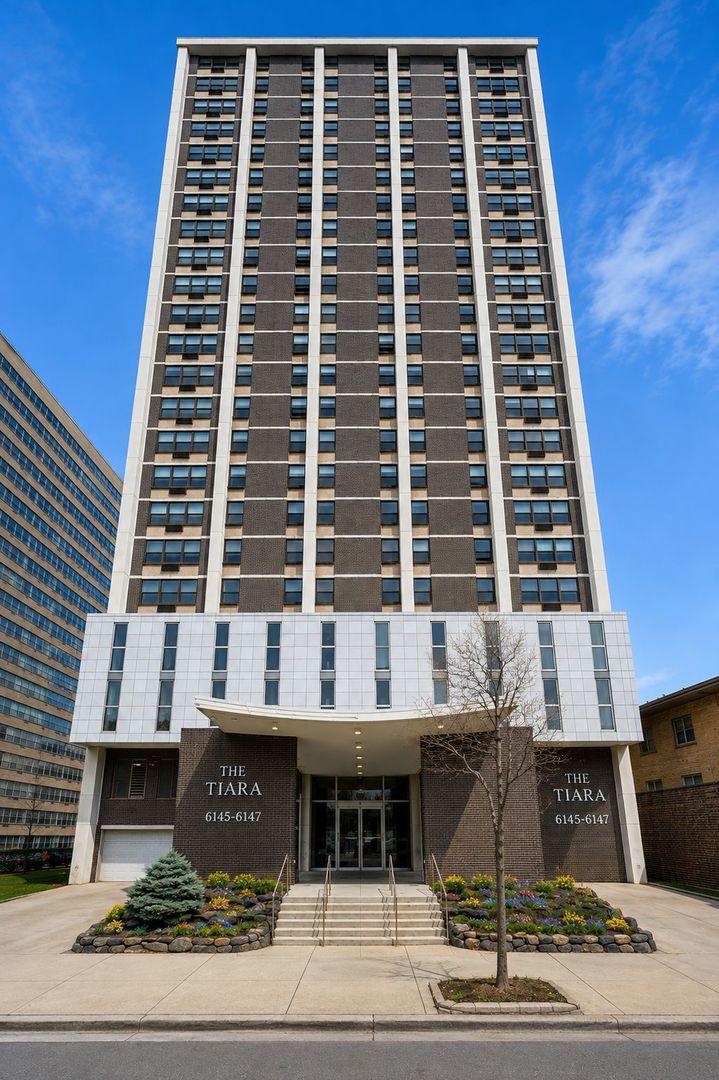 6145 N Sheridan Rd. #27C, Chicago, IL 60660