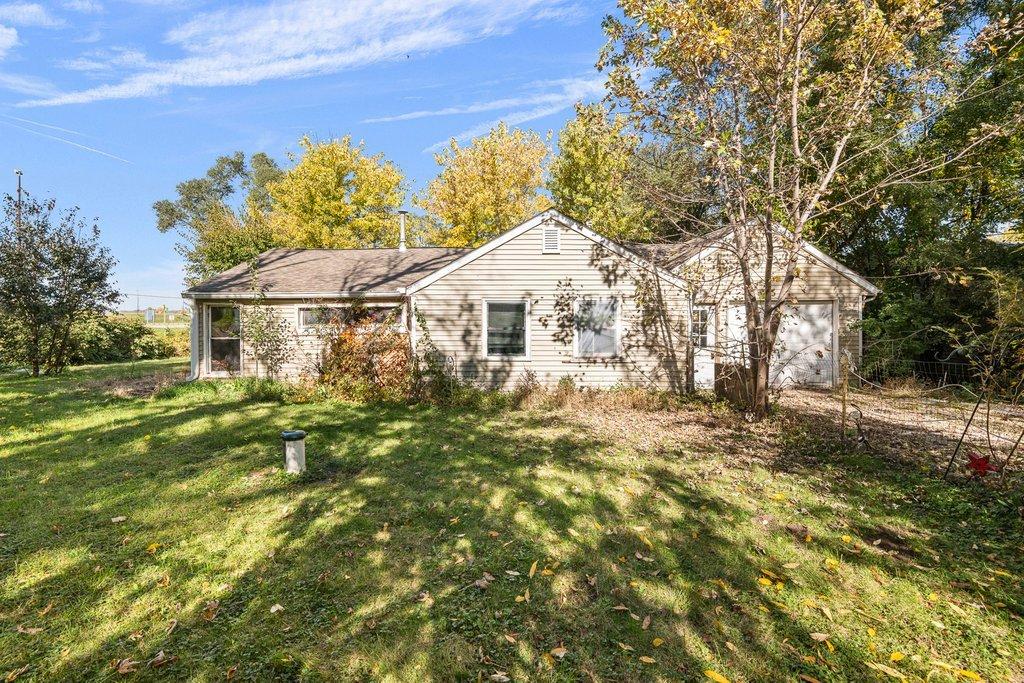 3225 66th Ave., Moline, IL 61265