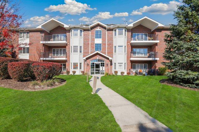 13097 Laurel Glen Ct. #201, Palos Heights, IL 60463