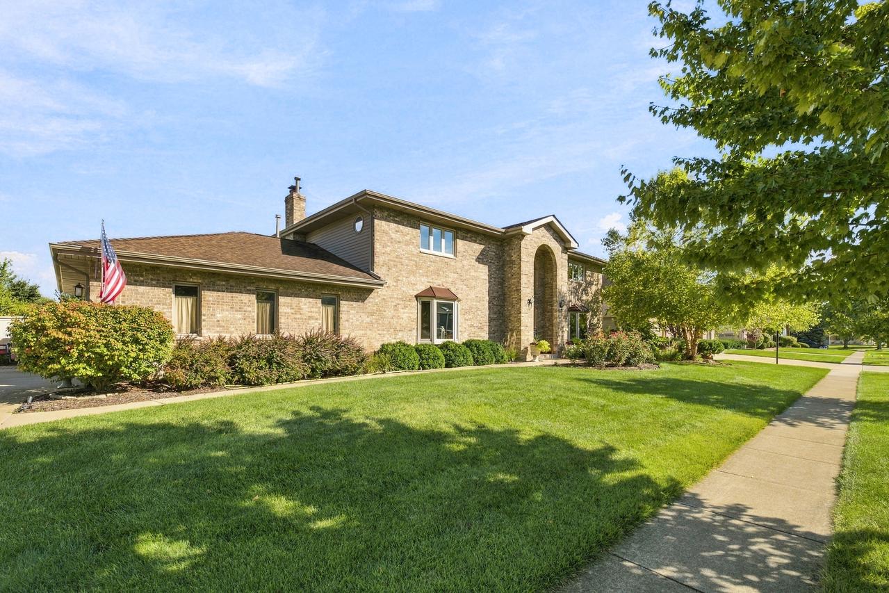 500 Westwood Dr., Shorewood, IL 60404