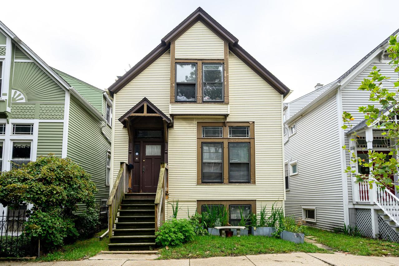 1151 W Lill St., Chicago, IL 60614