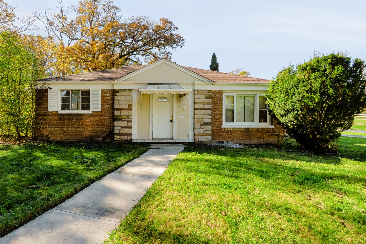 33 Oak Ln., Park Forest, IL 60466