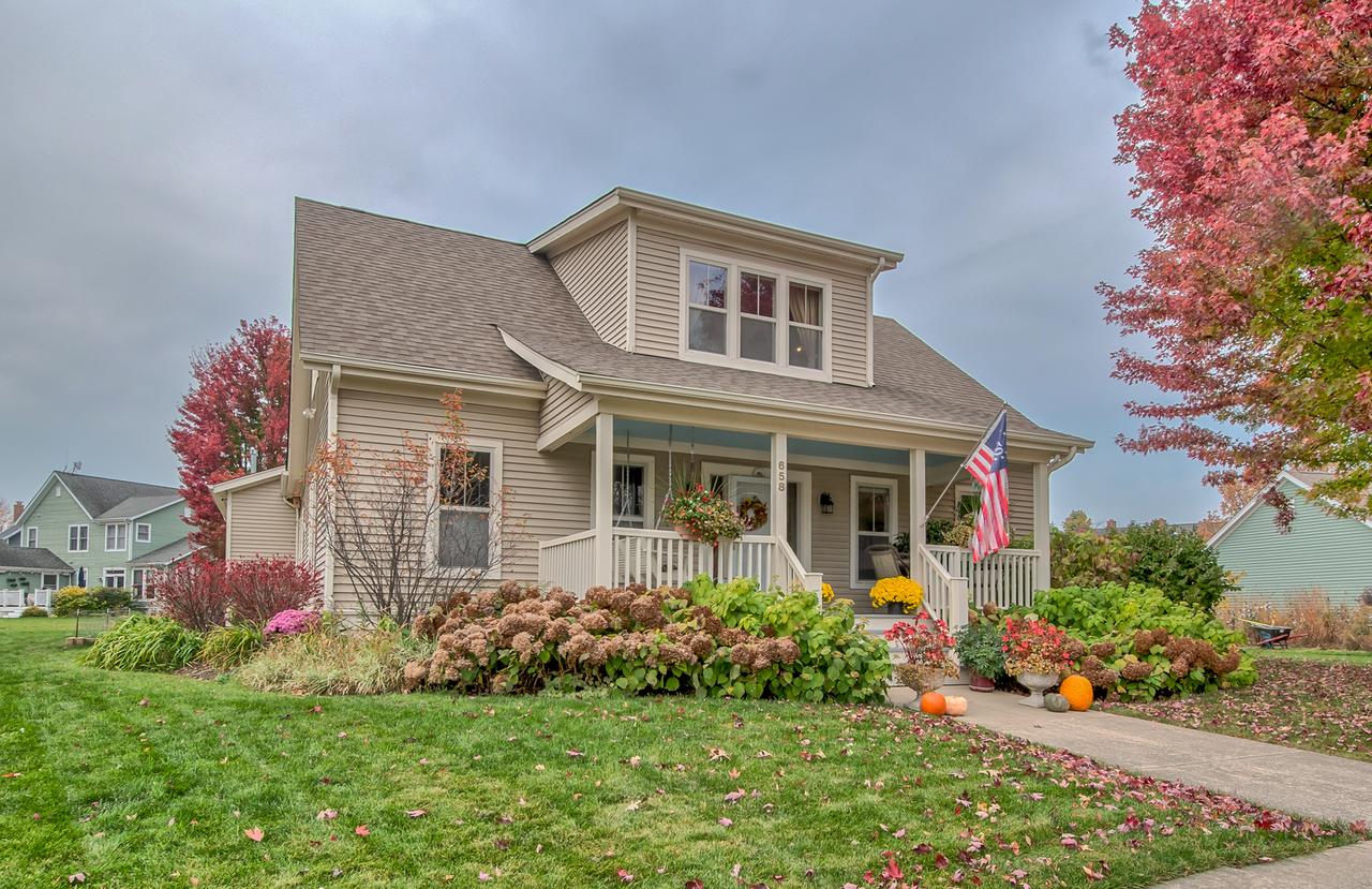 658 Indian Path Rd., Grayslake, IL 60030