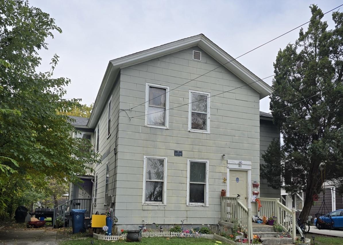 130 N 4th St., Aurora, IL 60505