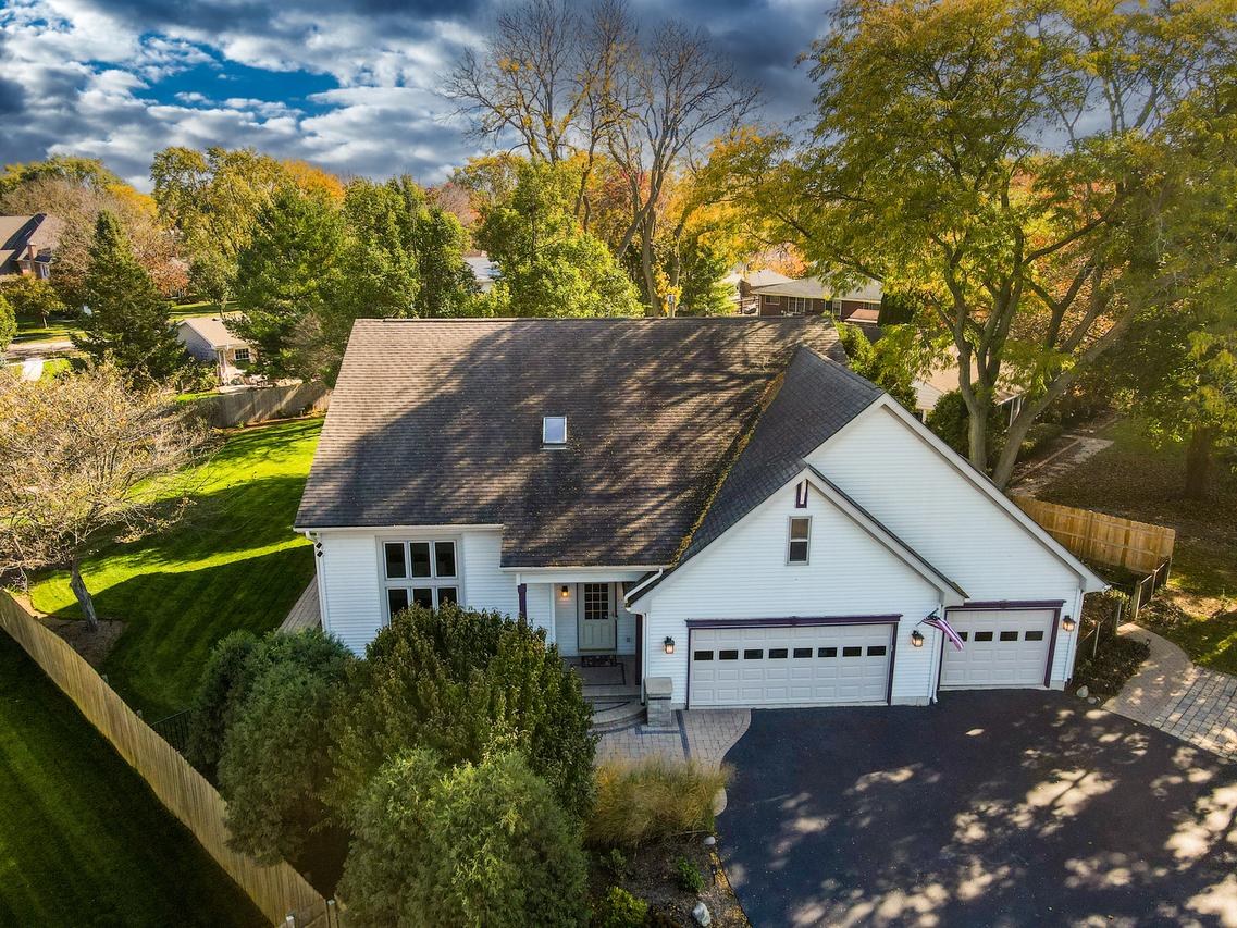 1141 N Hicks Rd., Palatine, IL 60067