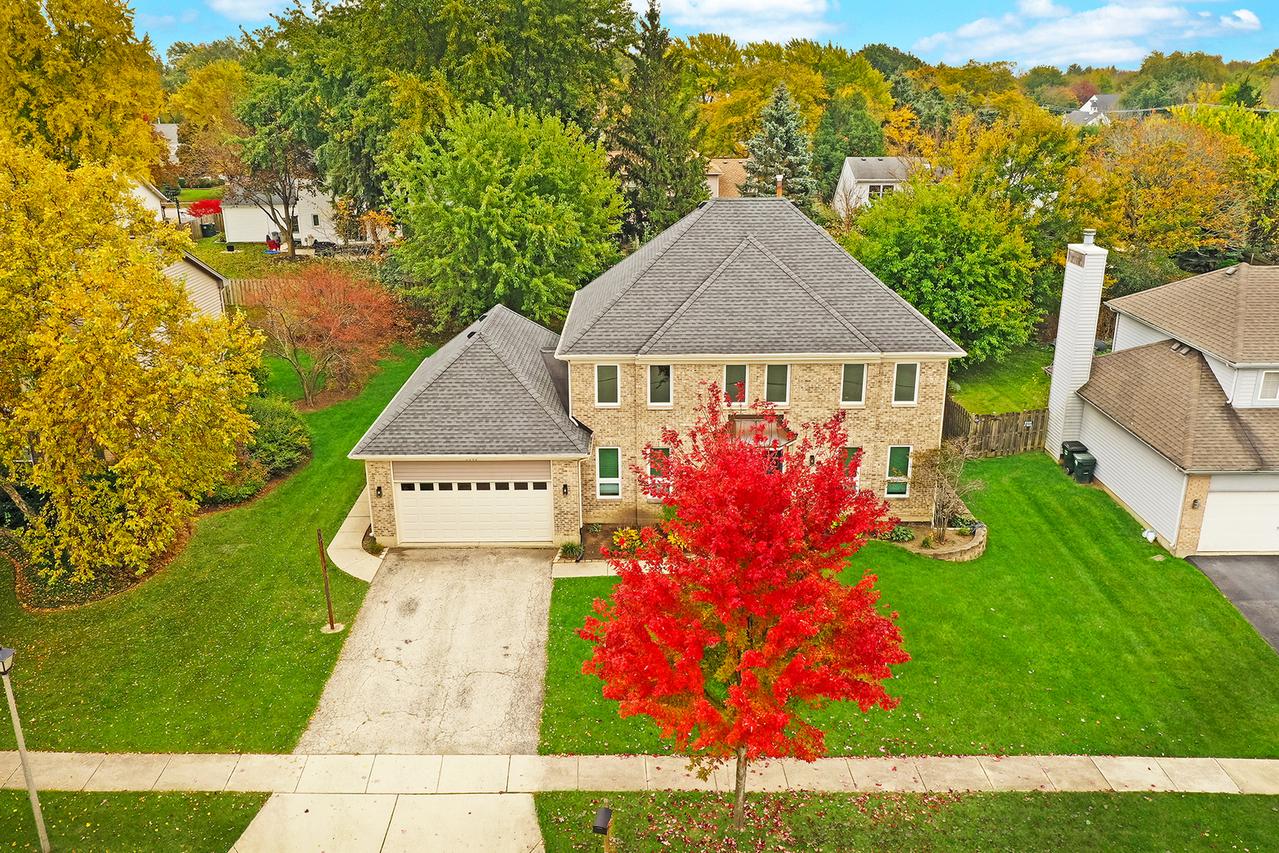 1949 Mcrae Ln., Mundelein, IL 60060