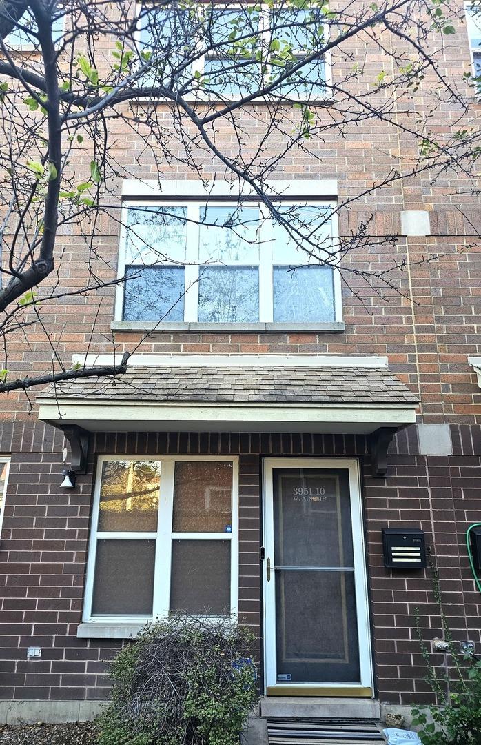 3951 W Ainslie St. #10, Chicago, IL 60625
