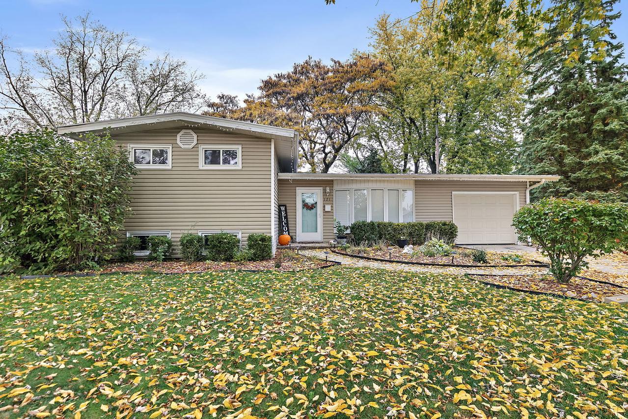 121 Wendell Pl., Dekalb, IL 60115