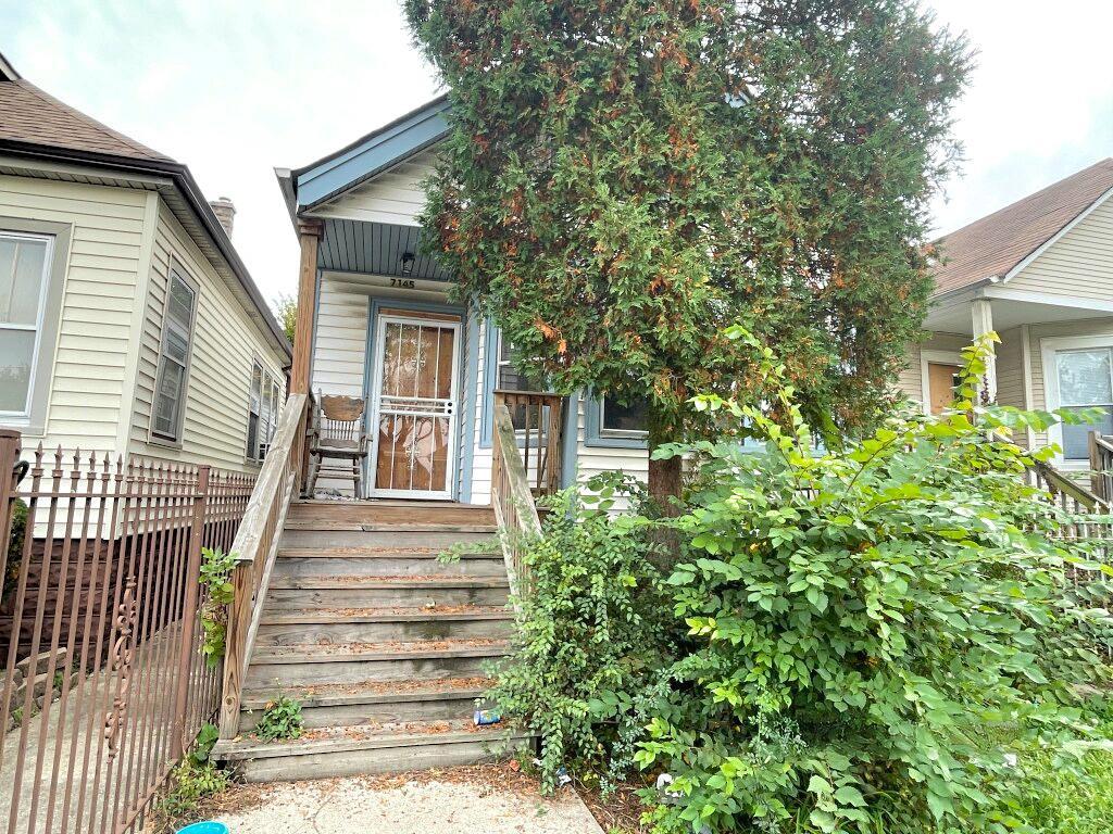 7145 S Seeley Ave., Chicago, IL 60636
