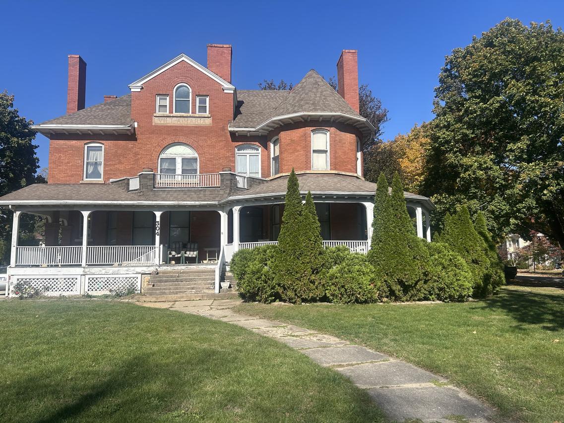 304 W 2nd St., Momence, IL 60954