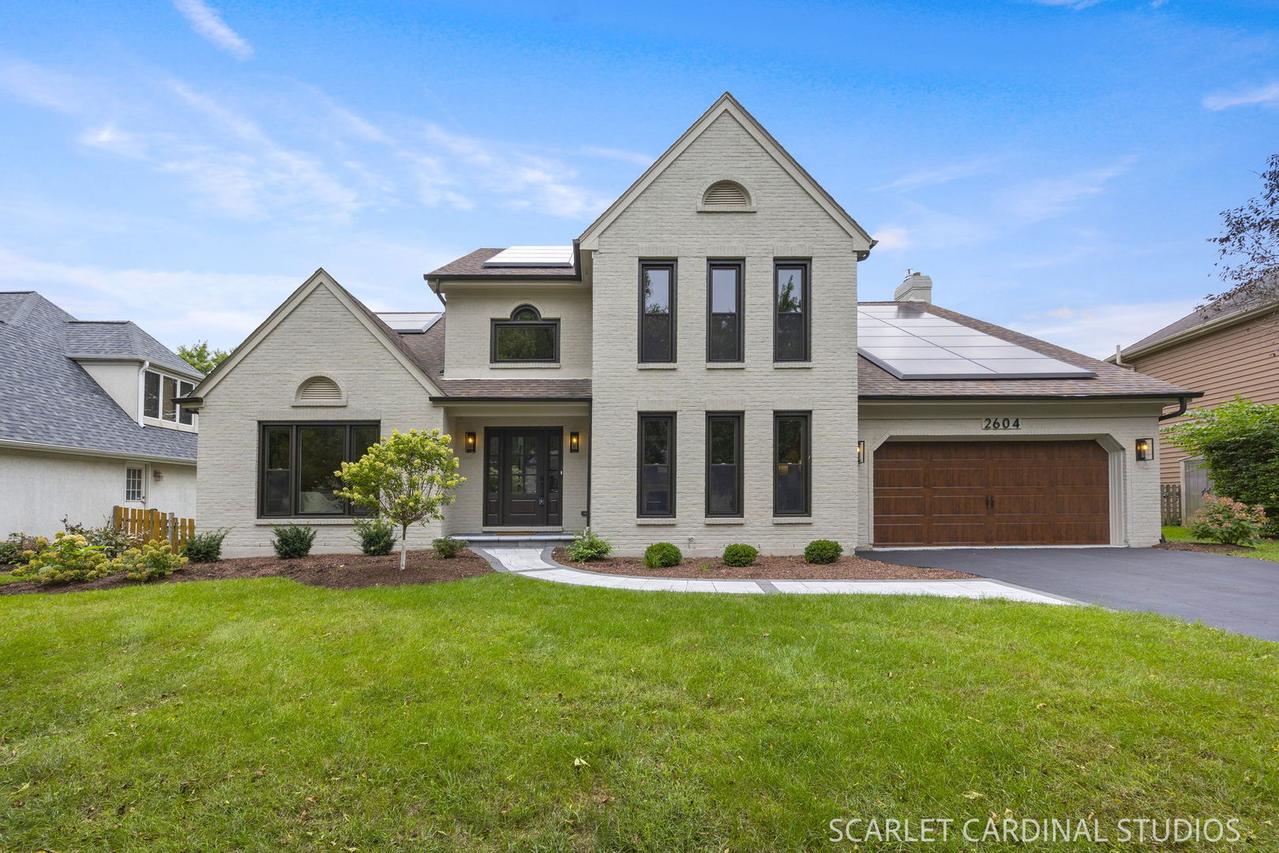 2604 Newport Dr., Naperville, IL 60565