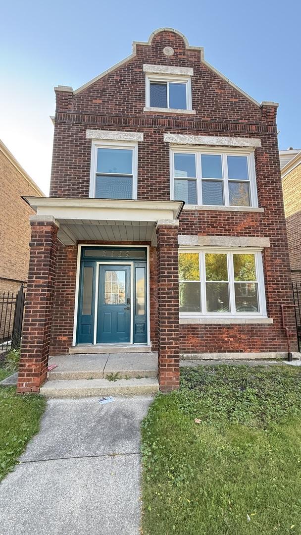 3119 W 41st St., Chicago, IL 60632