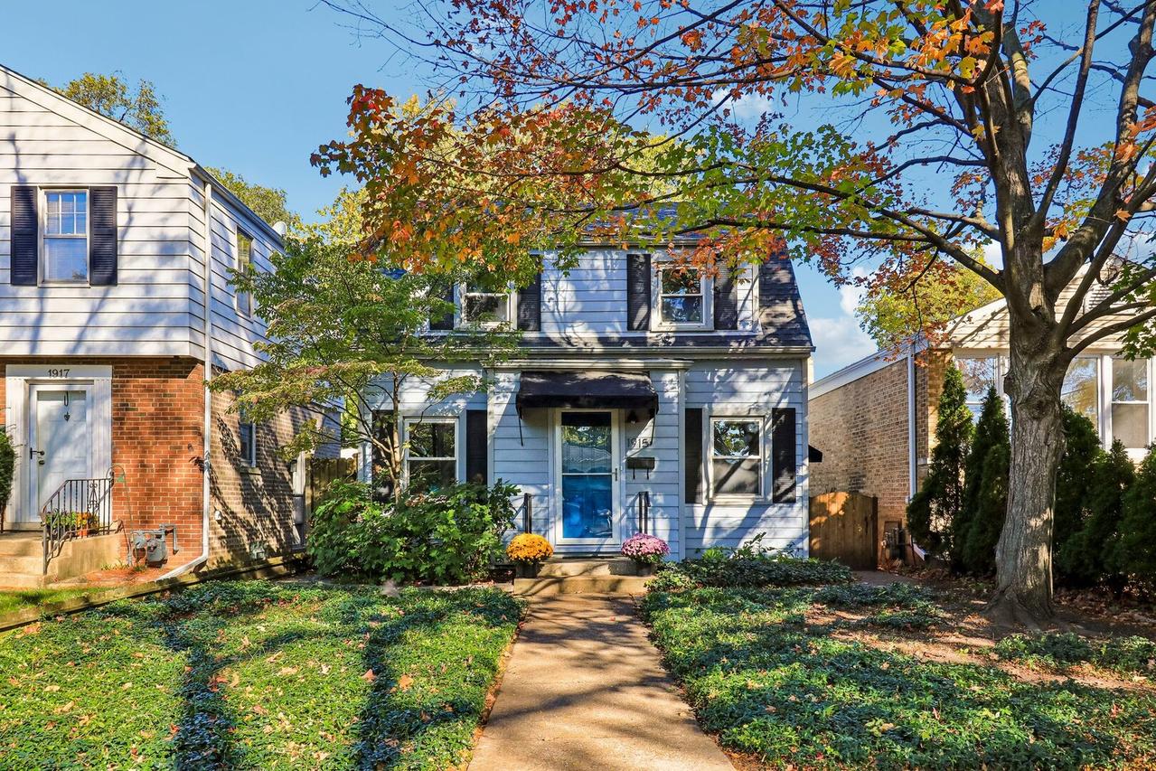 1915 Warren St., Evanston, IL 60202