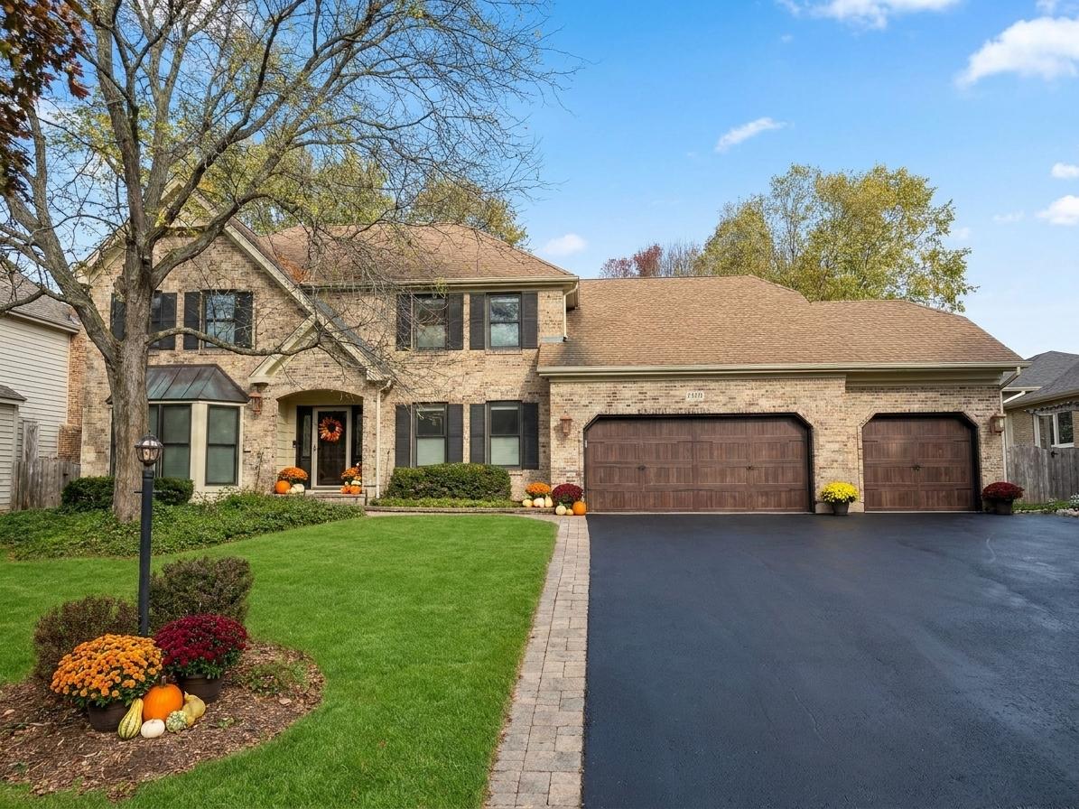 490 Bristol Way, Cary, IL 60013