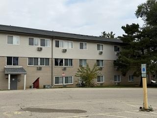 New Homes with Master Bedrooms on the 1st Floor That Attend Mundelein Cons High School: October 24th to October 30th