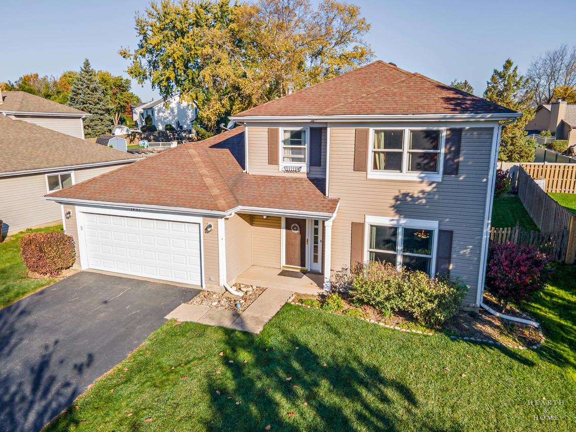 1453 Bridgedale Rd., Crystal Lake, IL 60014