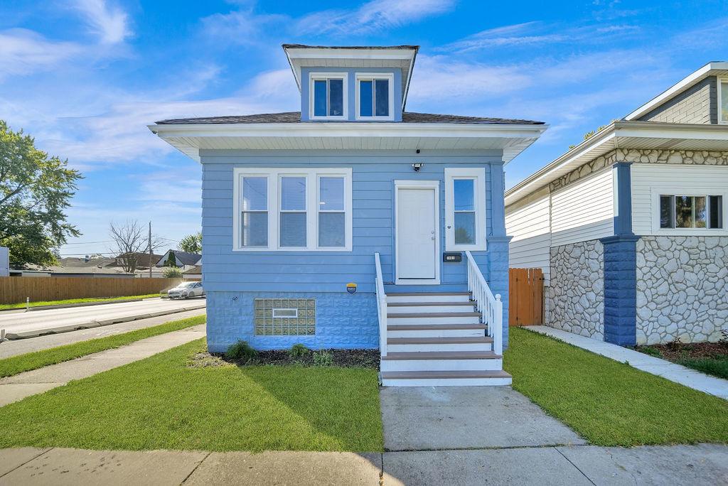 1401 W 72nd St., Chicago, IL 60636