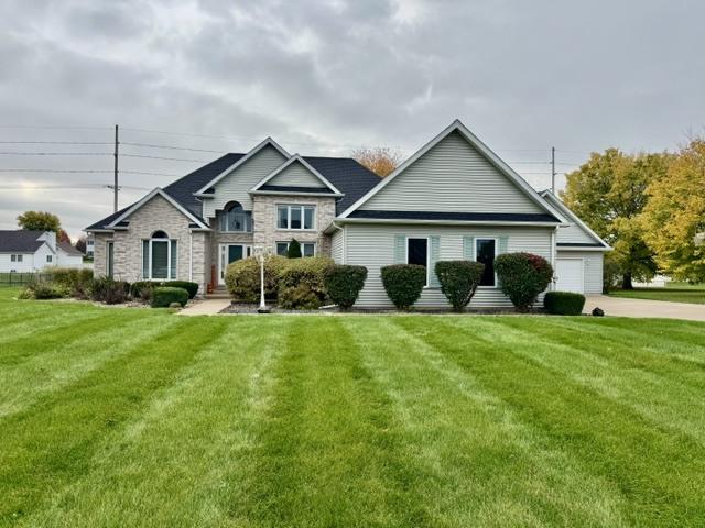 46 Oak Ridge Dr., Lasalle, IL 61301