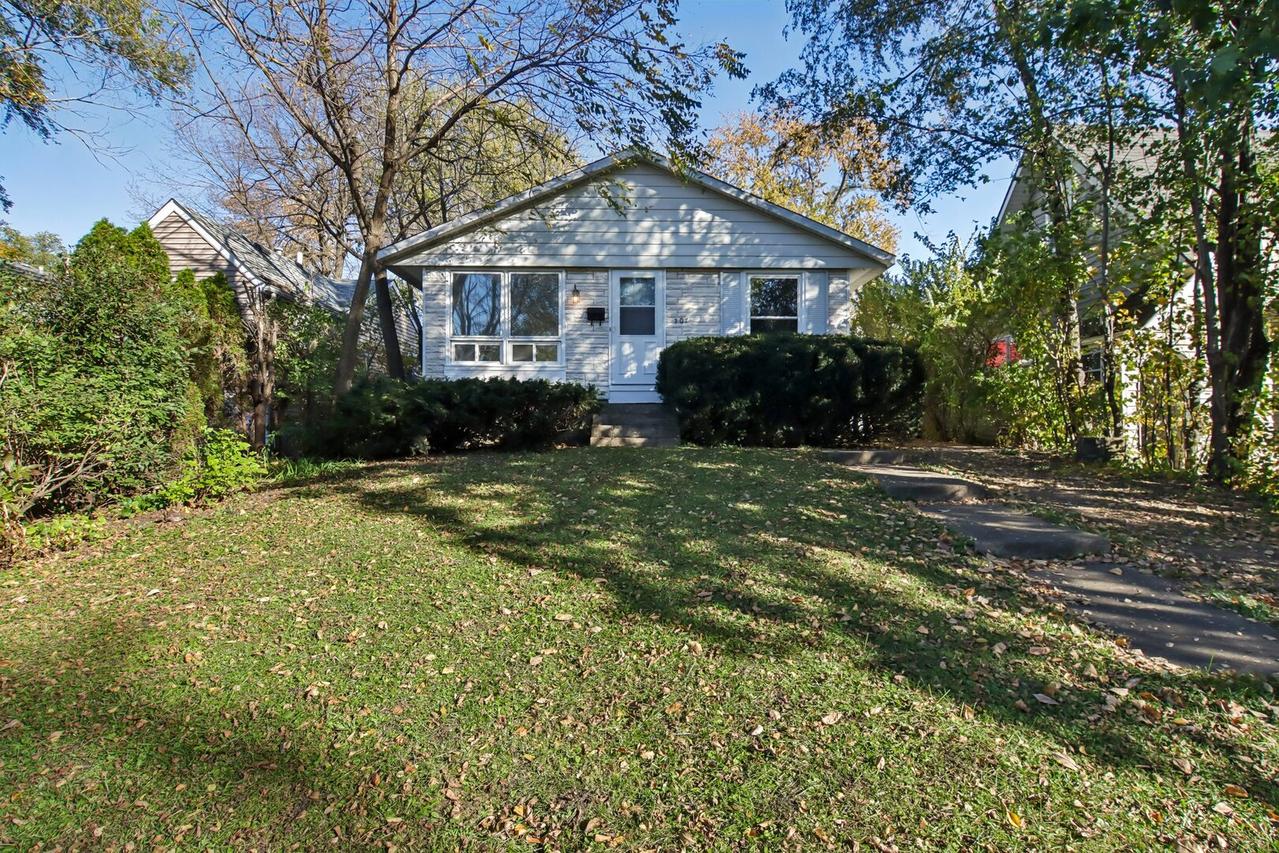 207 N Prospect Dr., Round Lake Park, IL 60073