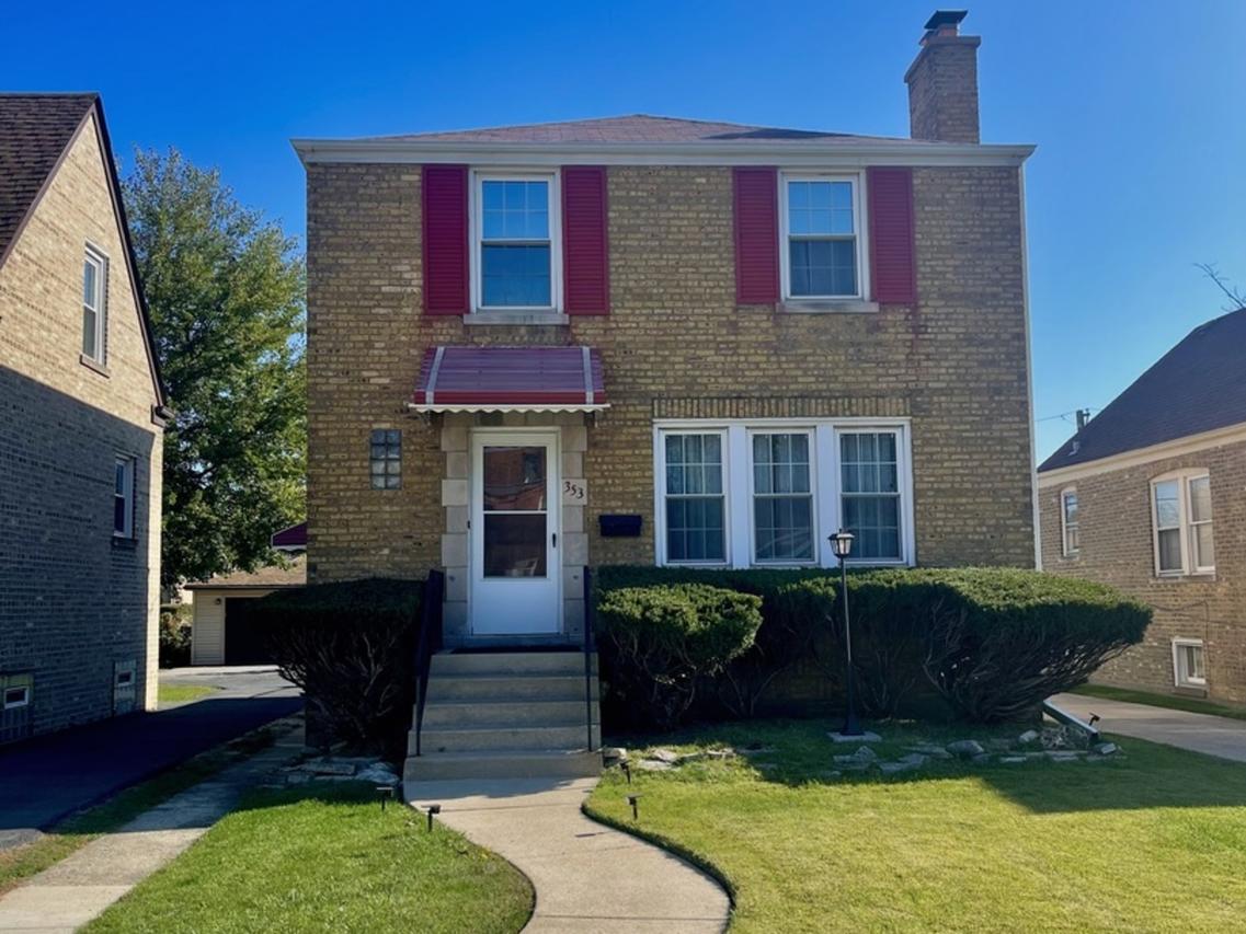 353 Bellwood Ave., Bellwood, IL 60104
