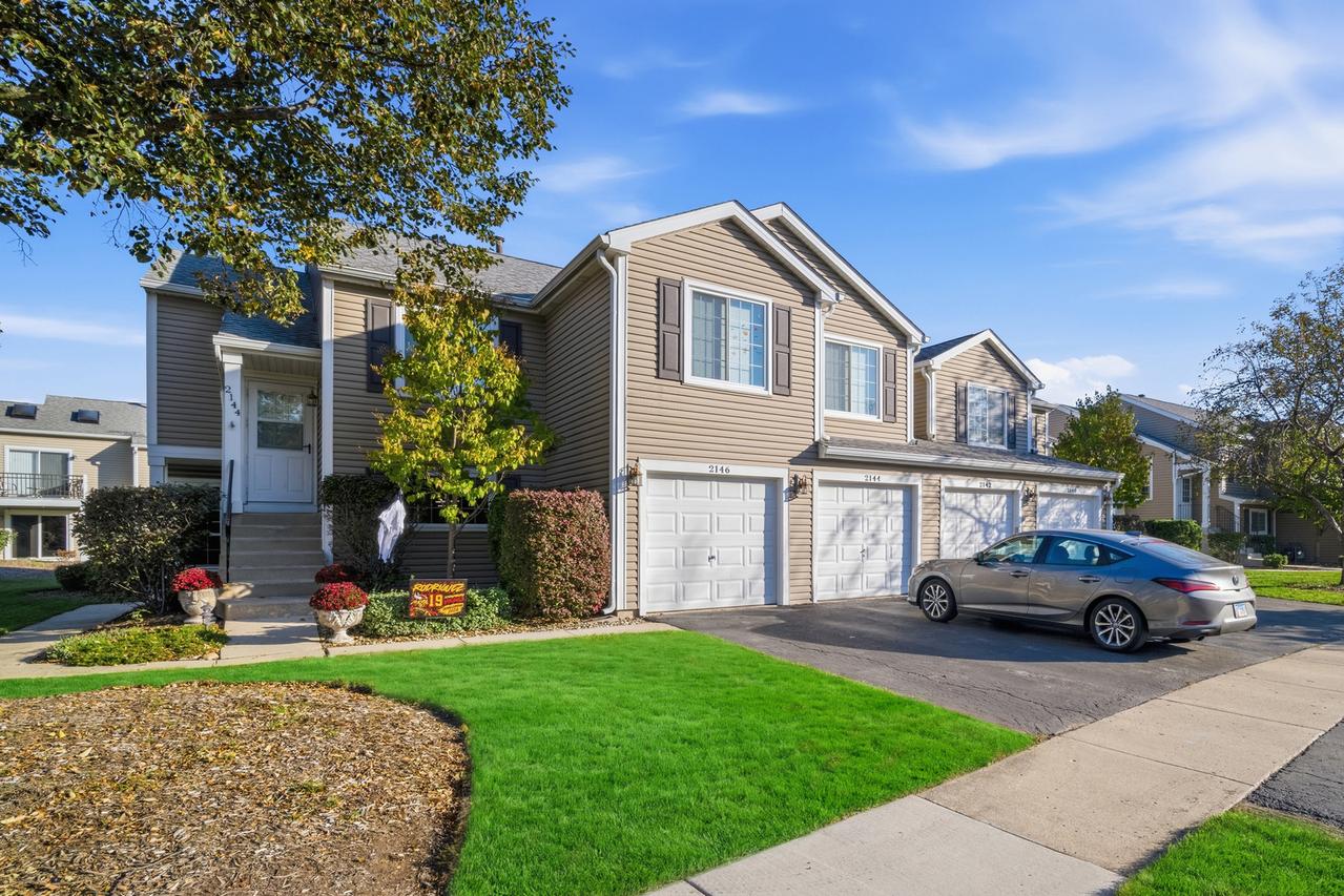 2146 Southwind Cir., Schaumburg, IL 60194