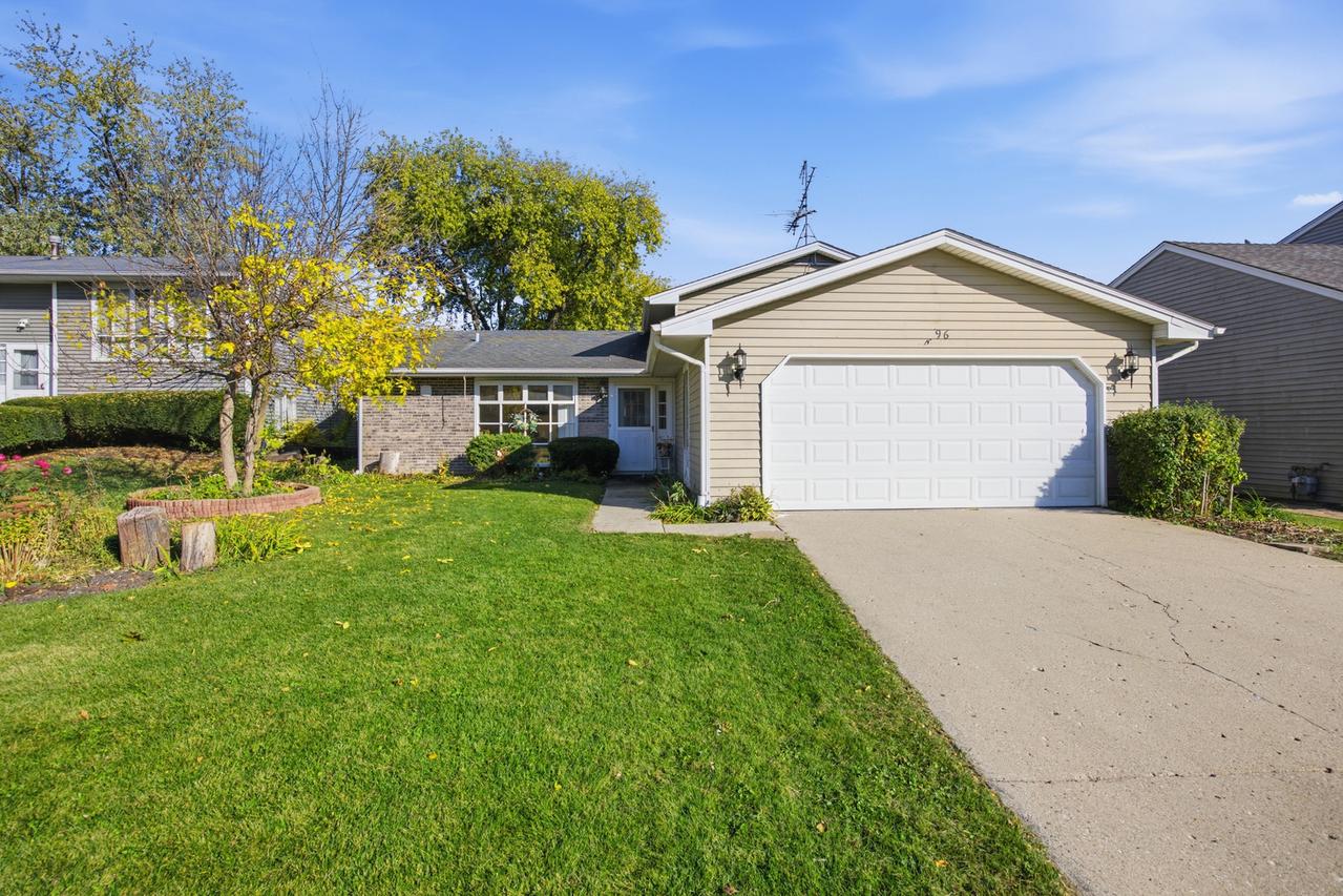 96 Joslyn Dr., Elgin, IL 60120