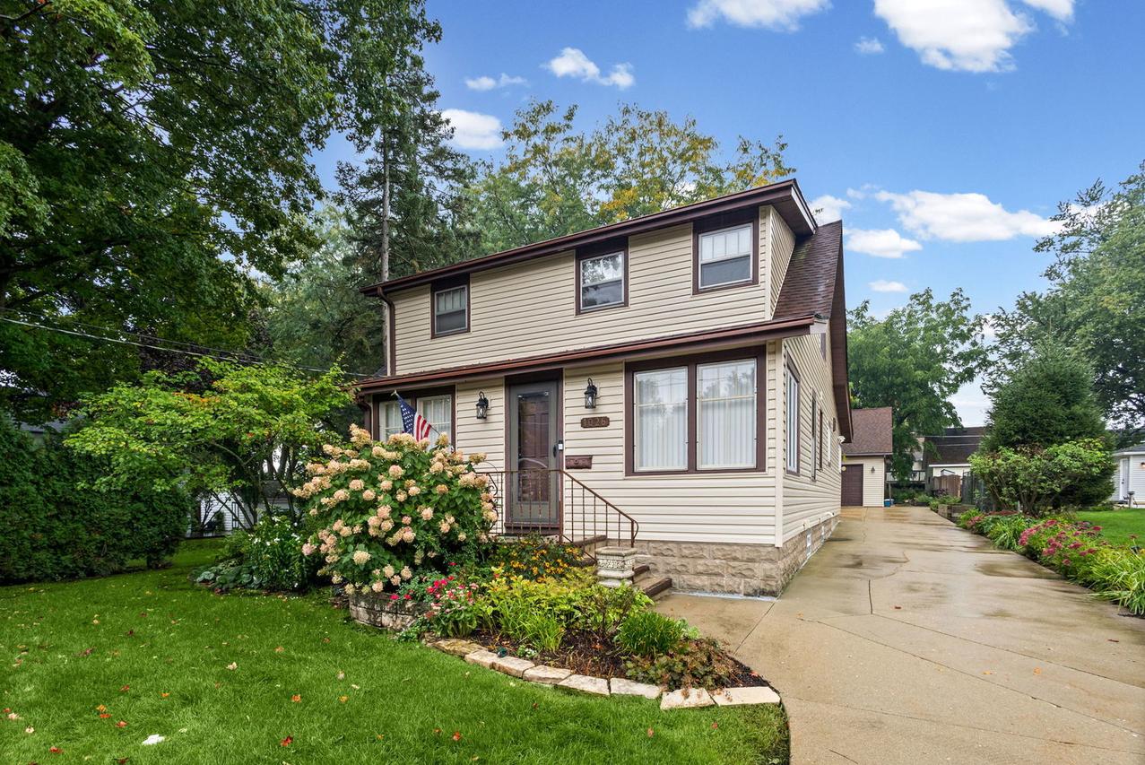 1026 Spafford St., Antioch, IL 60002