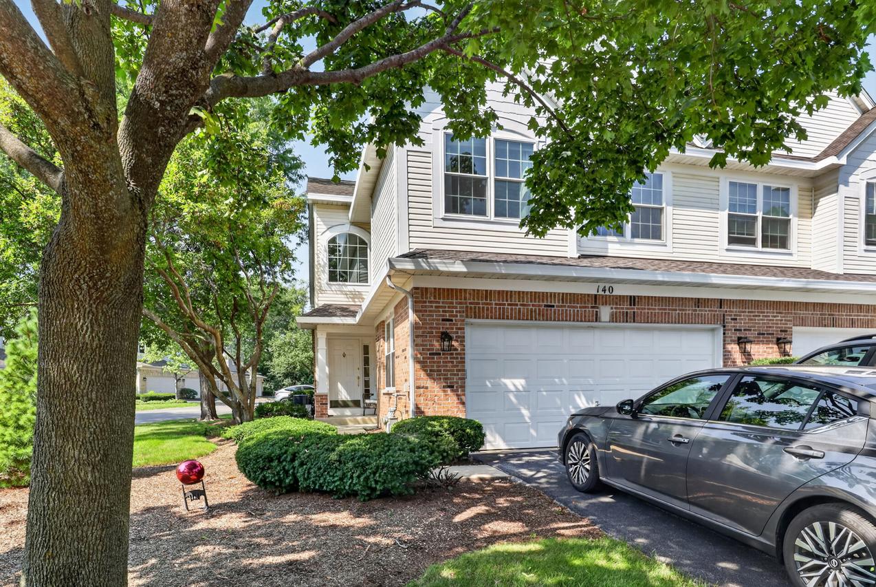 140 Bay Dr., Itasca, IL 60143