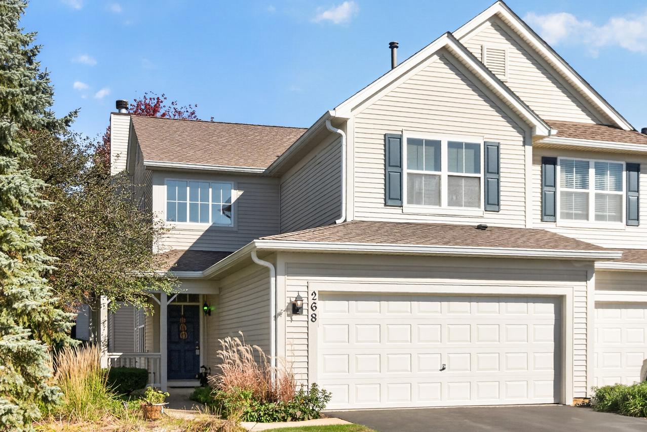 268 Grand Ridge Rd., St. Charles, IL 60175