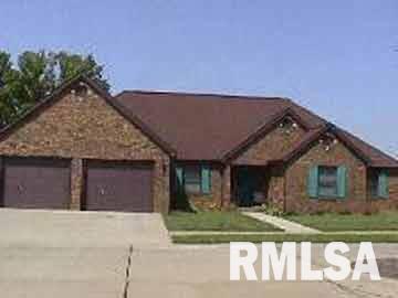 1406 N Magnolia, Marion, IL 62959