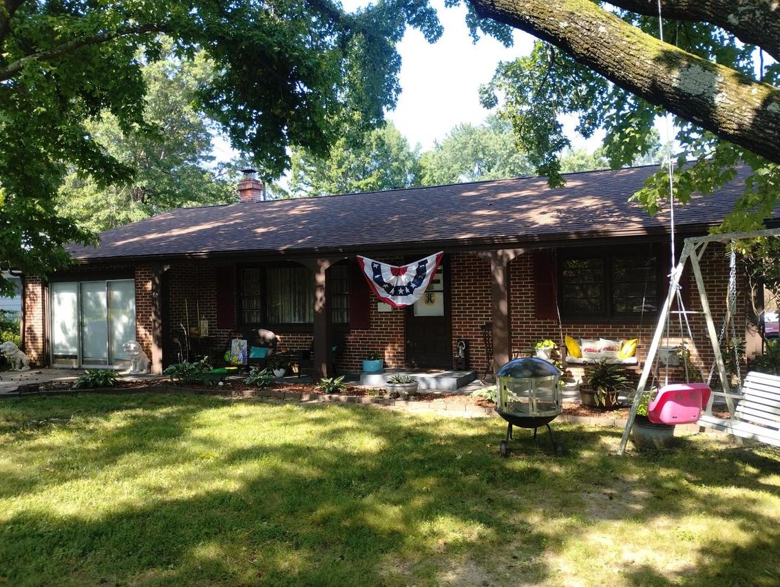 600 S Skyline, Carbondale, IL 62901