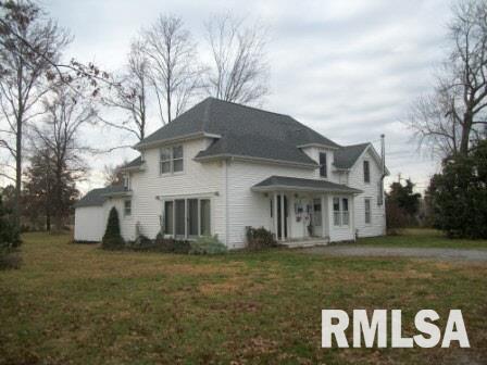 4704 Country Club Rd., Carbondale, IL 62901