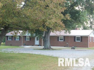 5076 Country Club Rd., Murphysboro, IL 62966