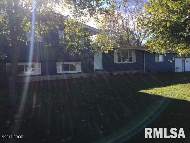 11998 Hafer Rd., Carterville, IL 62918