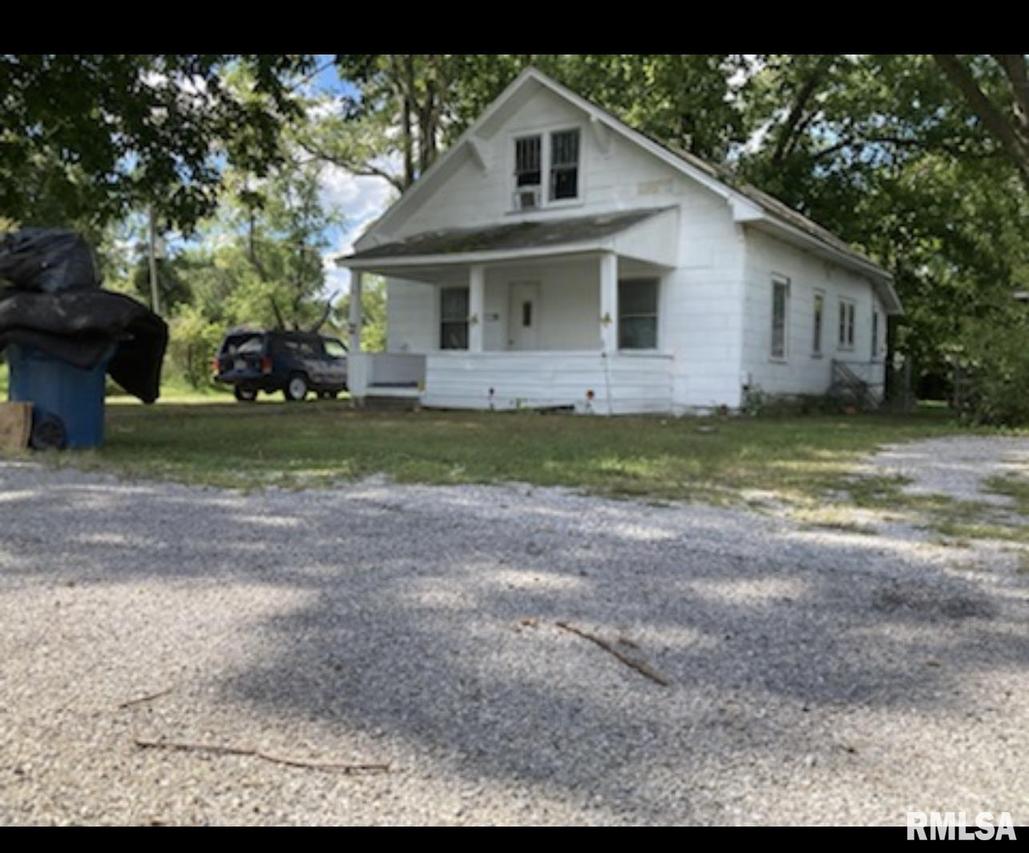 509 N 8th St., Benton, IL 62812