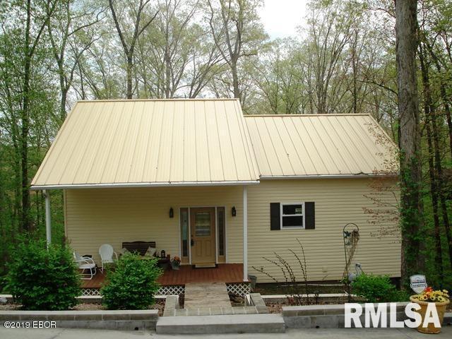 1415 Lakeshore Dr., Goreville, IL 62939