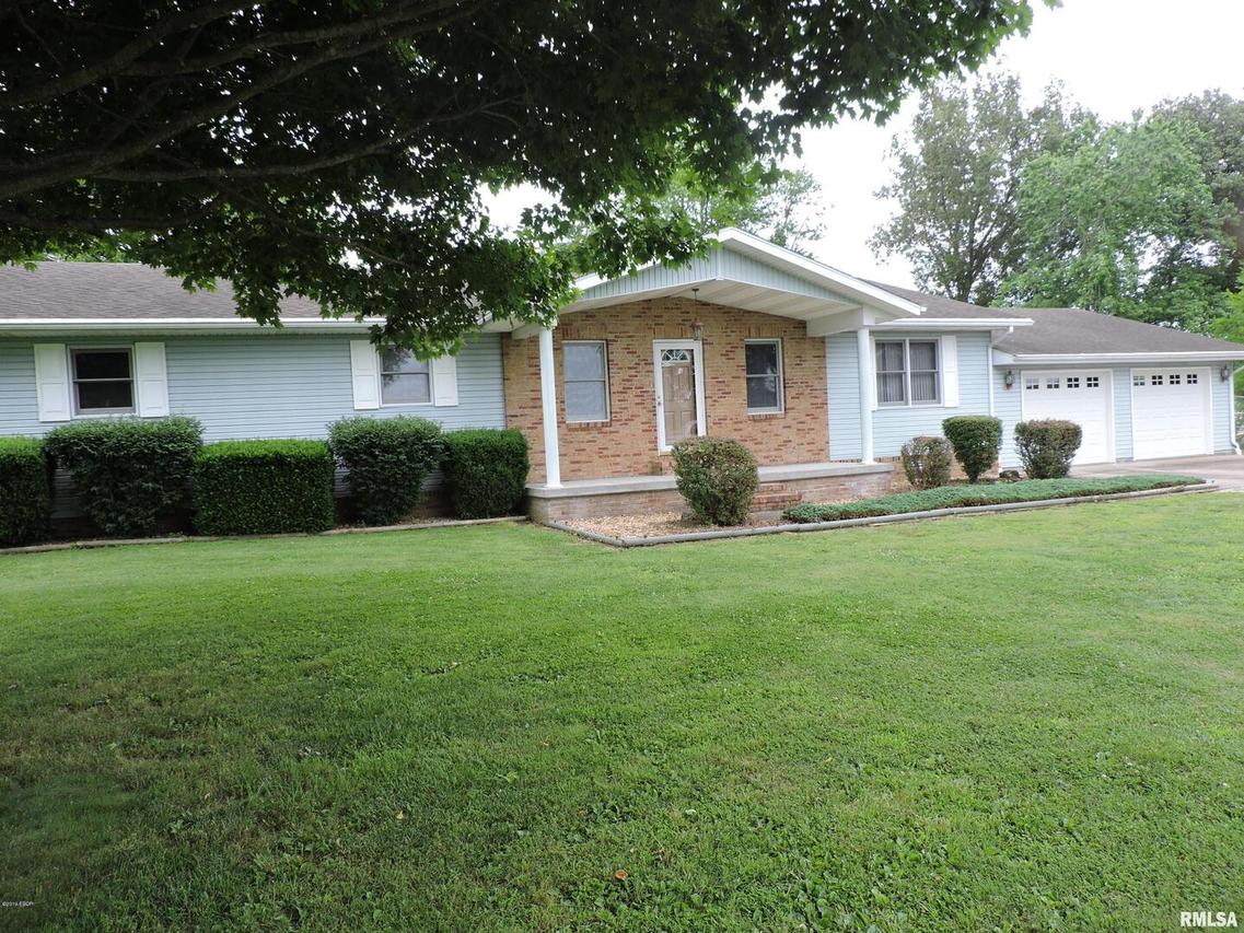 2440 Rose Ln., West Frankfort, IL 62896