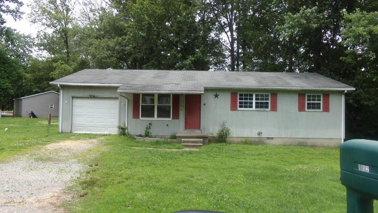 1102 Brooklane, Harrisburg, IL 62946