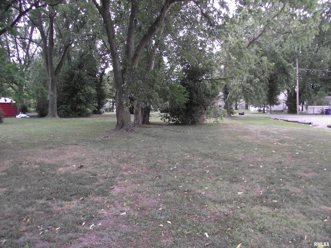 810 S Washington St., Duquoin, IL 62832